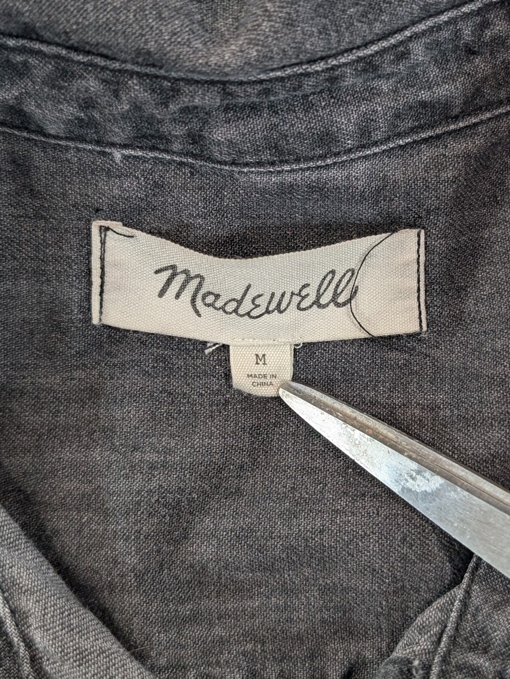 Madewell Denim Button Up Shirt Rolled Sleeve Black/Gray Wash Medium - Picture 5 of 8